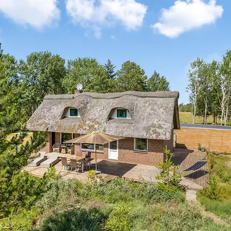 Casa de Férias Kersta - 3-3km From The Sea By Interhome