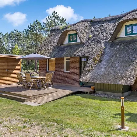 Casa de Férias Kersta - 3-3km From The Sea By Interhome