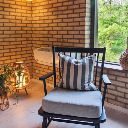 펜션 Kersta - 3-3km From The Sea By Interhome *