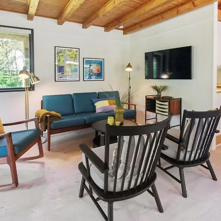 펜션 Kersta - 3-3km From The Sea By Interhome *