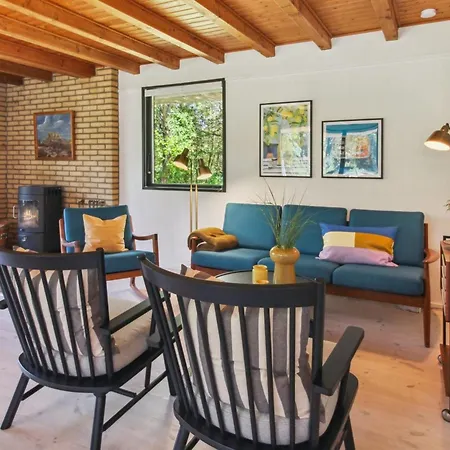 Kersta - 3-3km From The Sea By Interhome