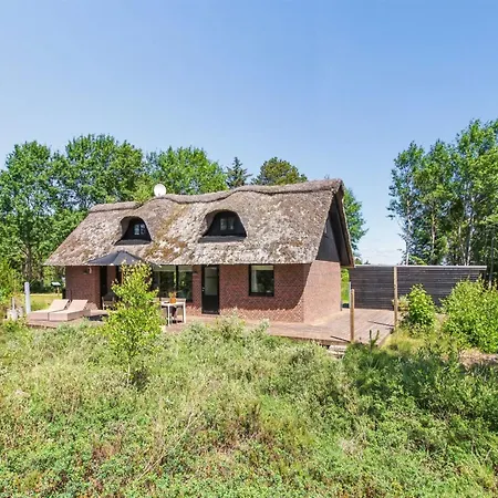 Kersta - 3-3km From The Sea By Interhome Holiday home