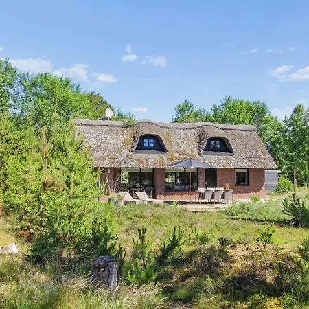 Kersta - 3-3km From The Sea By Interhome *