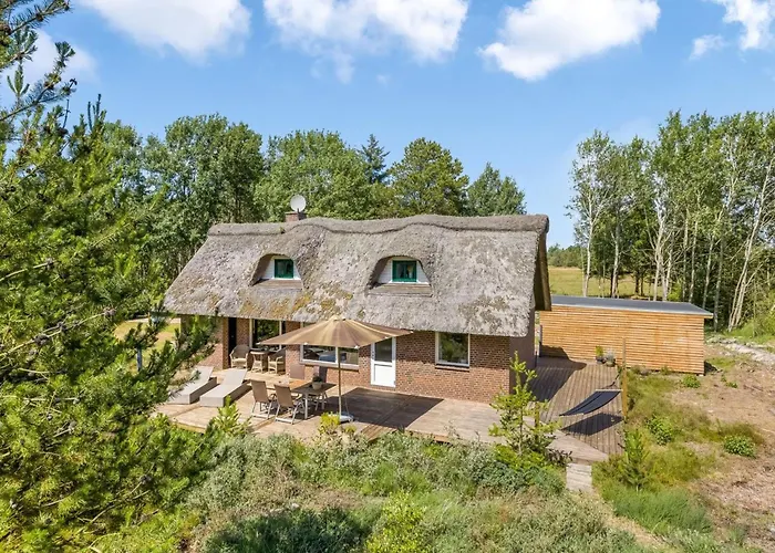 Casa de Férias Kersta - 3-3km From The Sea By Interhome